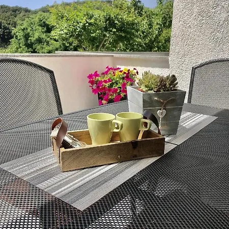 Bond Lejlighed Palit