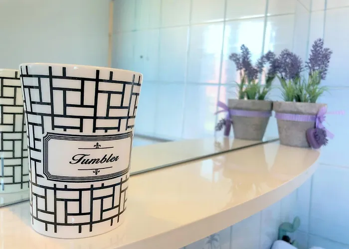 Apartment Bond Palit