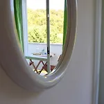 Διαμέρισμα Bond
