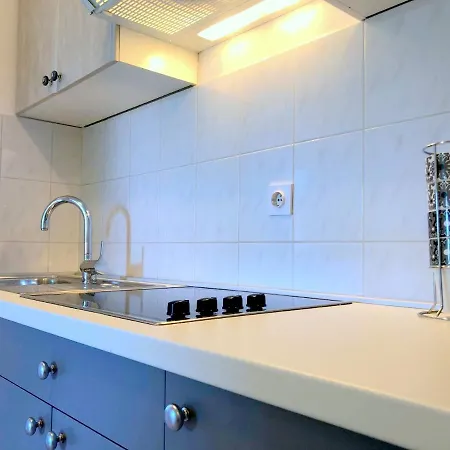 Bond Apartament *