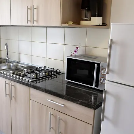 Apartament Bond *