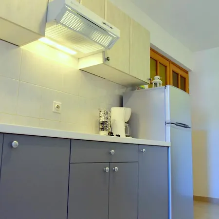 Apartament Bond *