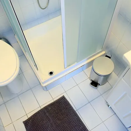Bond Apartment Palit
