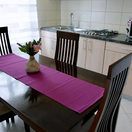 Apartment Bond *